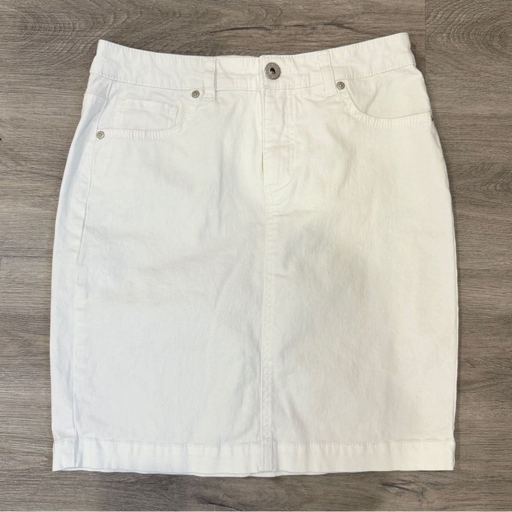 Style & Co White Denim Midi Skirt with Pockets (Sz 4)